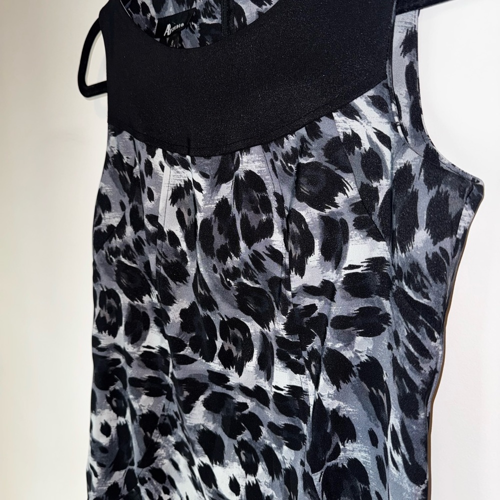 Black and Gray Patterned Women's Dress - Picture 3 of 5